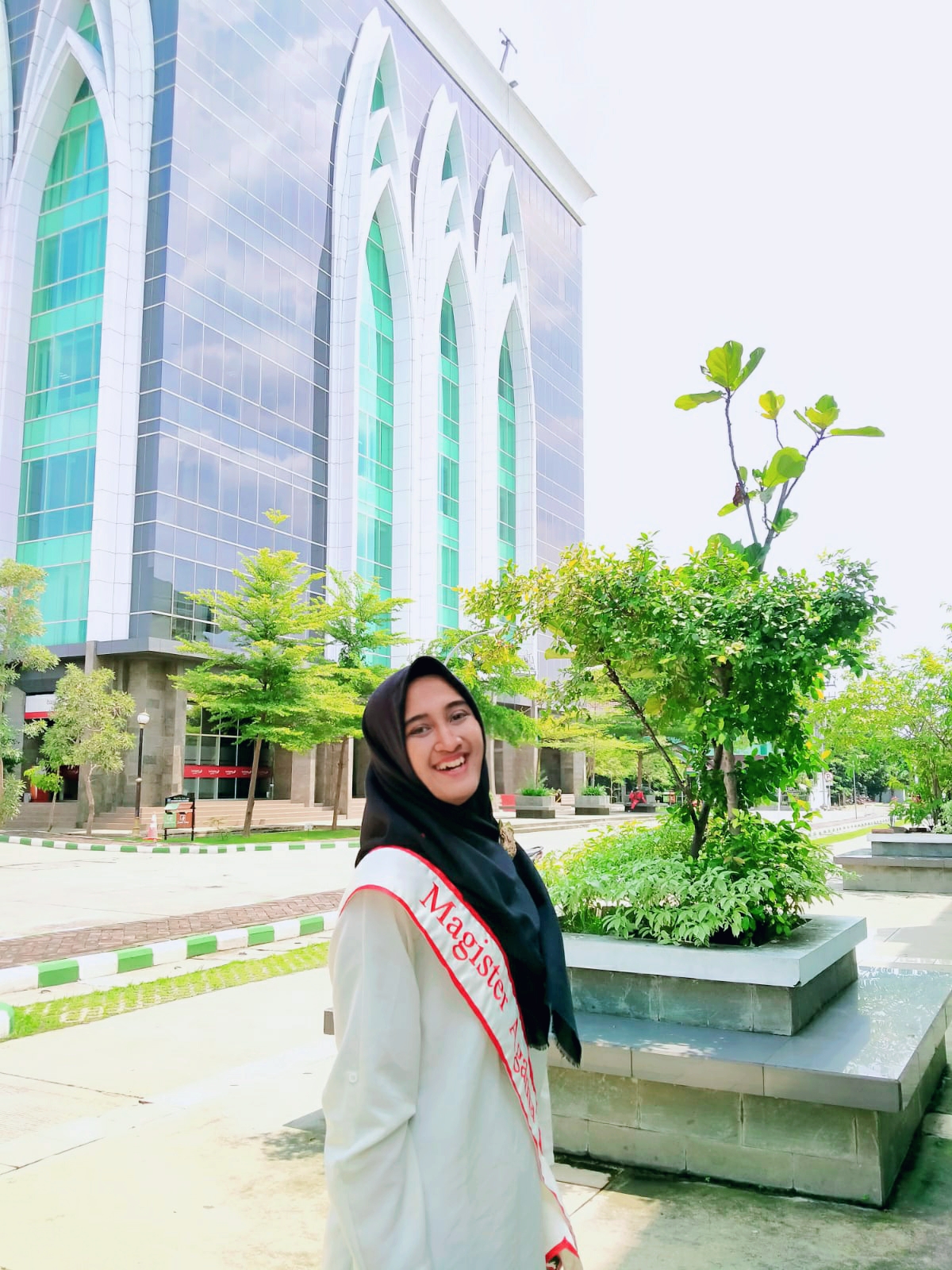 Ajeng Ayu Almaratis Soliha, S.Ag., M.Ag