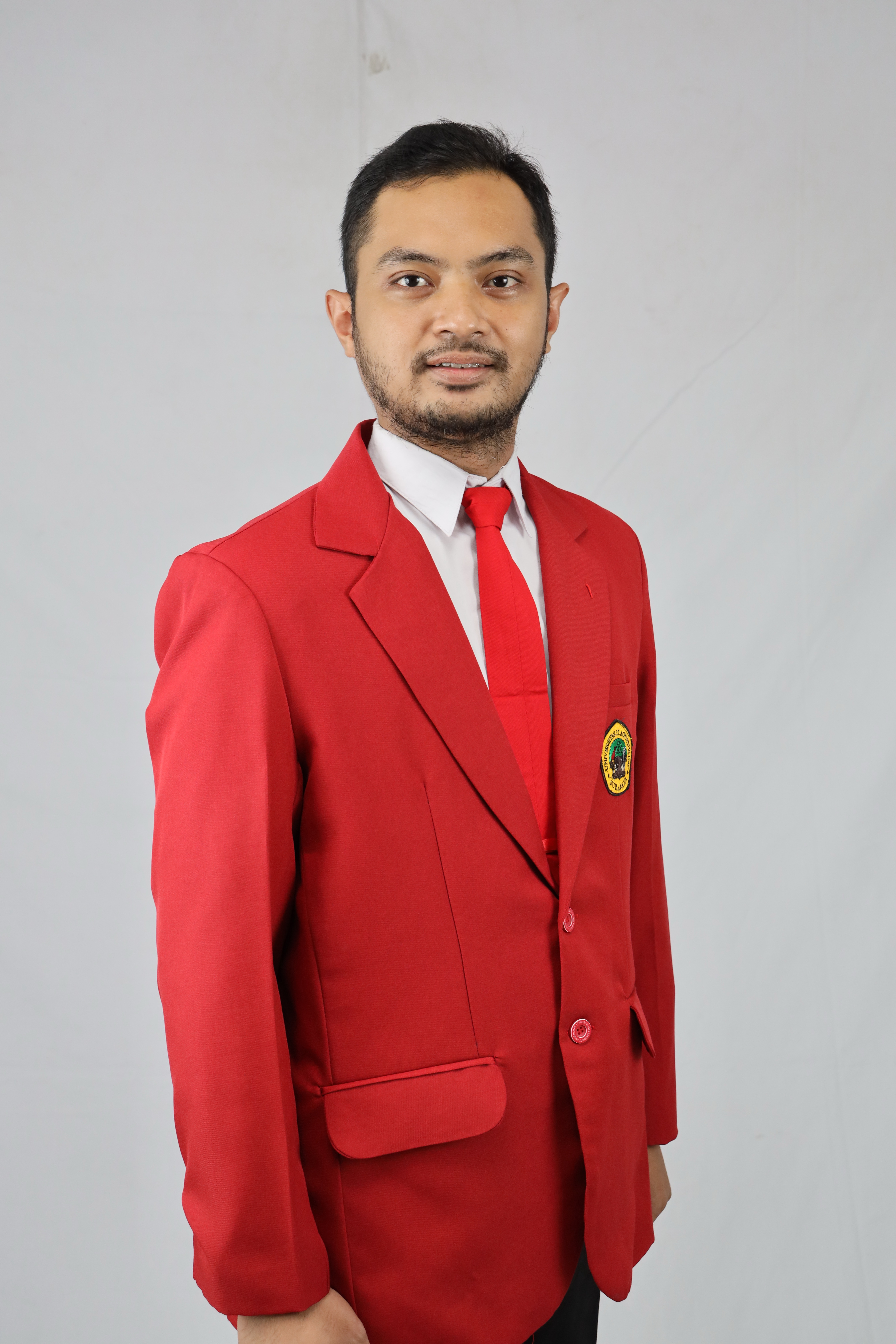 Dr. Muhammad Roisul Basyar, S.AP., M.KP