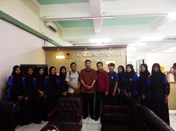 Prodi Teknik Informatika FT UNTAG Surabaya Mendapat Kunjungan Dari SMK Muhammadiyah 2 Karangpilang Surabaya